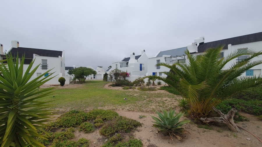 2 Bedroom Property for Sale in Lampiesbaai Western Cape